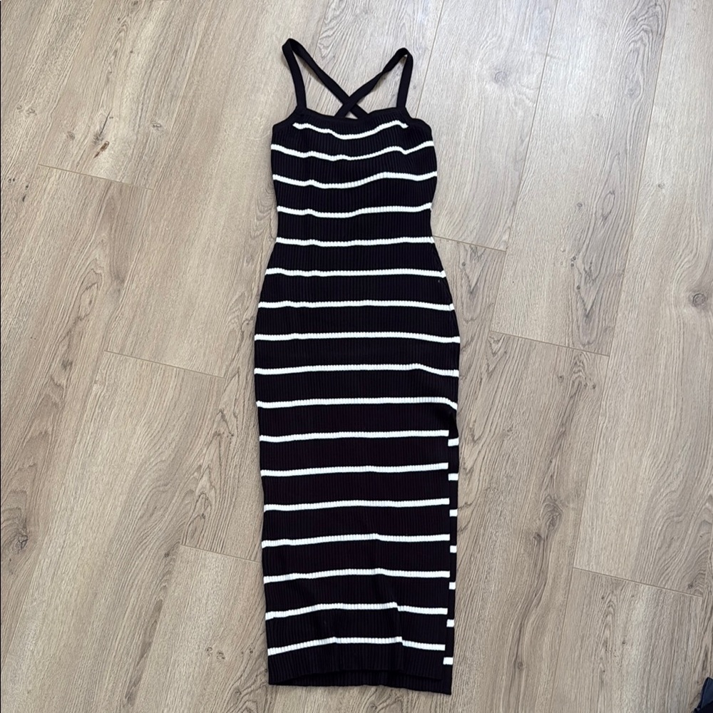 Ribbed Elegant Black and White Striped Dress